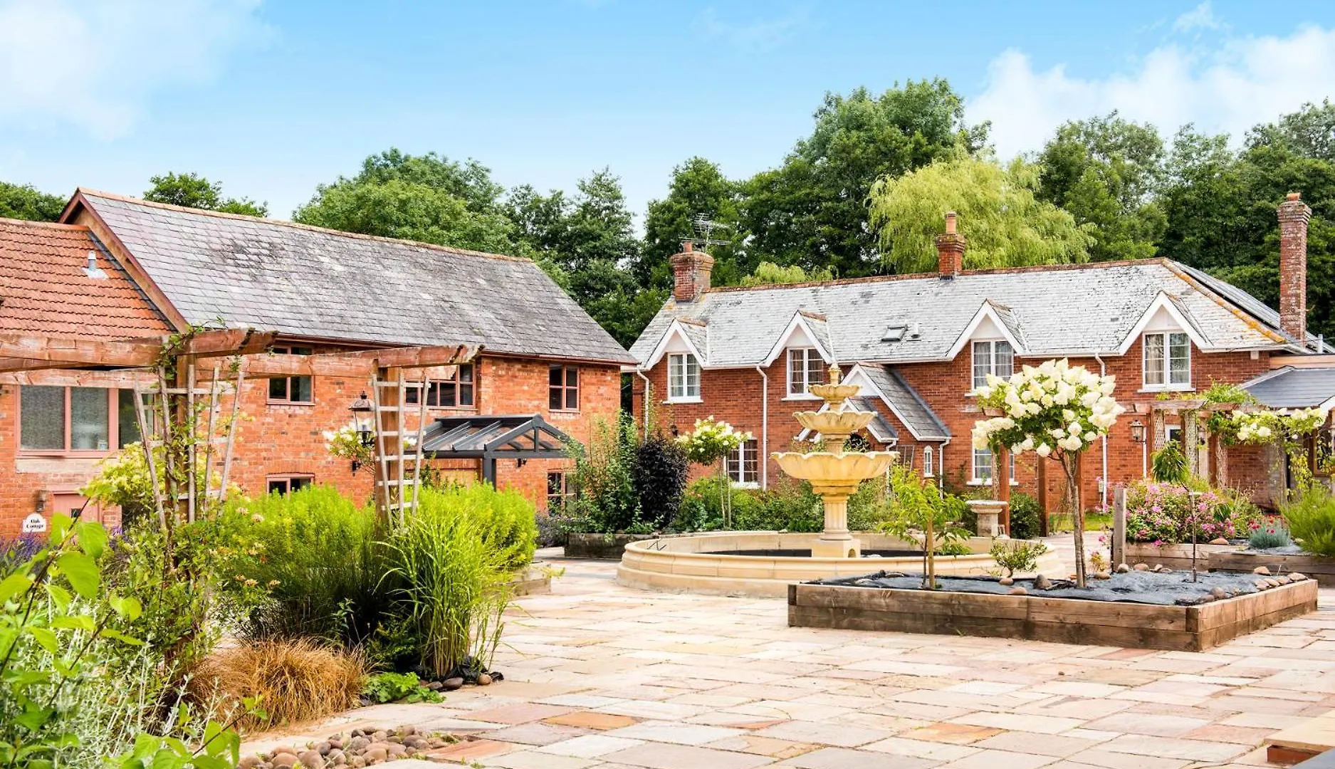 Cob Barn Villa Exeter 0*,  United Kingdom